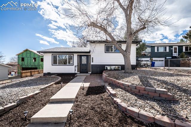2537 Camelot Ct, Colorado Springs, CO 80904