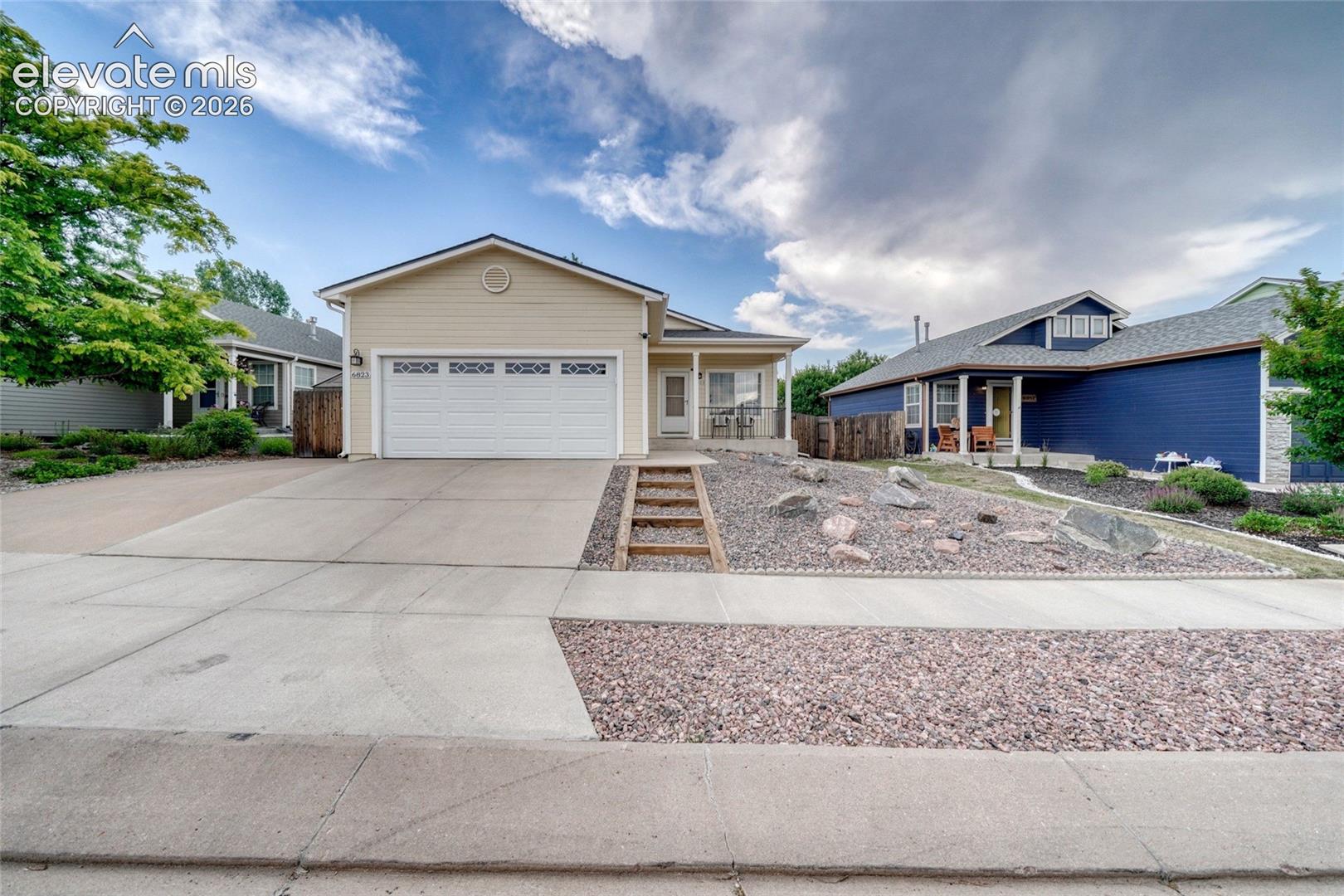 6823 Lost Springs Dr, Colorado Springs, CO 80923