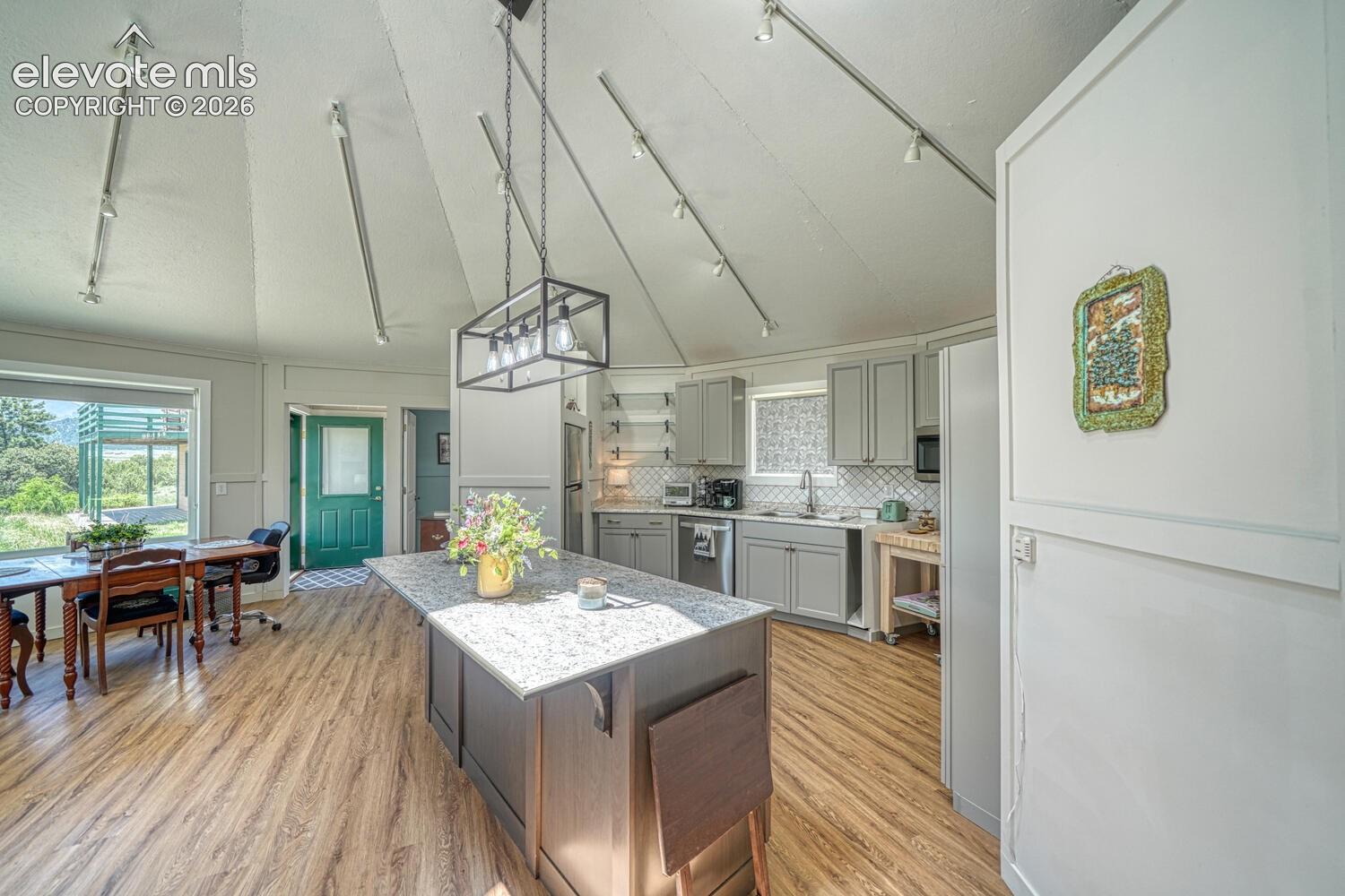 Photo 32 of 895 Acorn Road, Cotopaxi