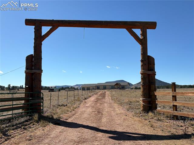 1925 Doe Valley Rd, Guffey, CO 80820