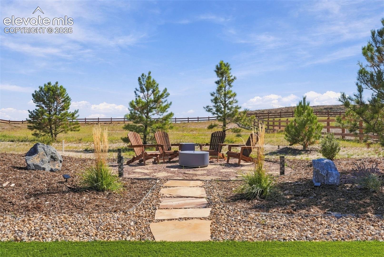 Space to breathe, room to roam, and plenty of Colorado to look at.