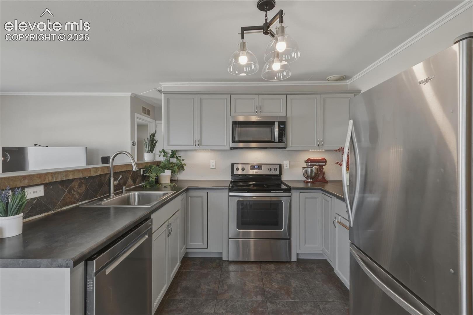 Photo 11 of 3119 N Arcadia Street, Colorado Springs