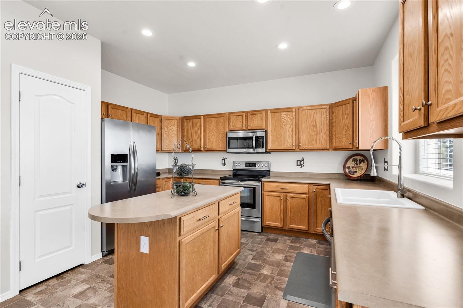 Photo 18 of 1683 Woodpark Drive, Colorado Springs
