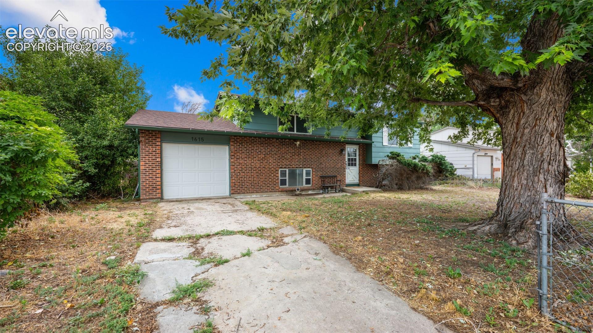 Photo 2 of 1615 Mineola Street, Colorado Springs