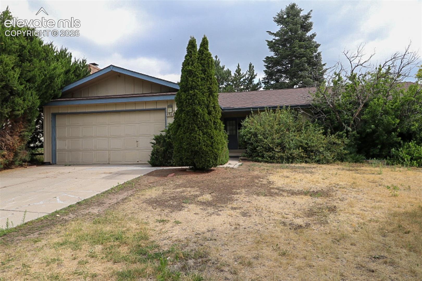 5560 Buckskin Pass Dr, Colorado Springs, CO 80917