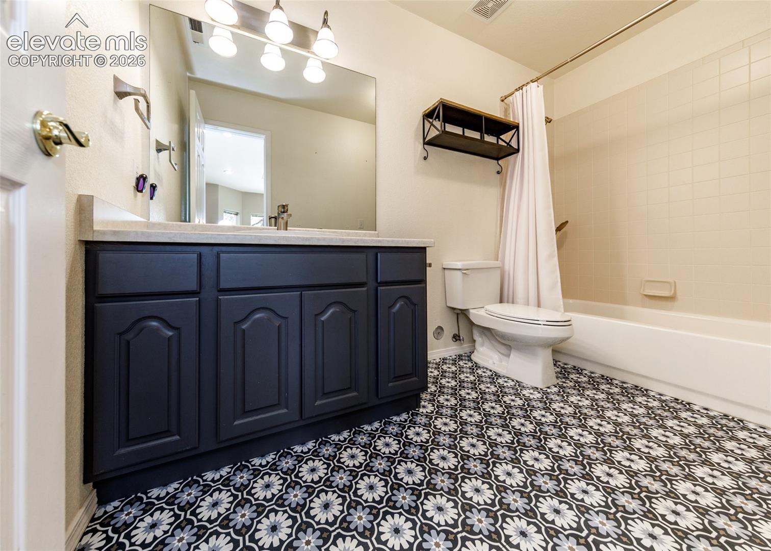 Main Floor Bathroom