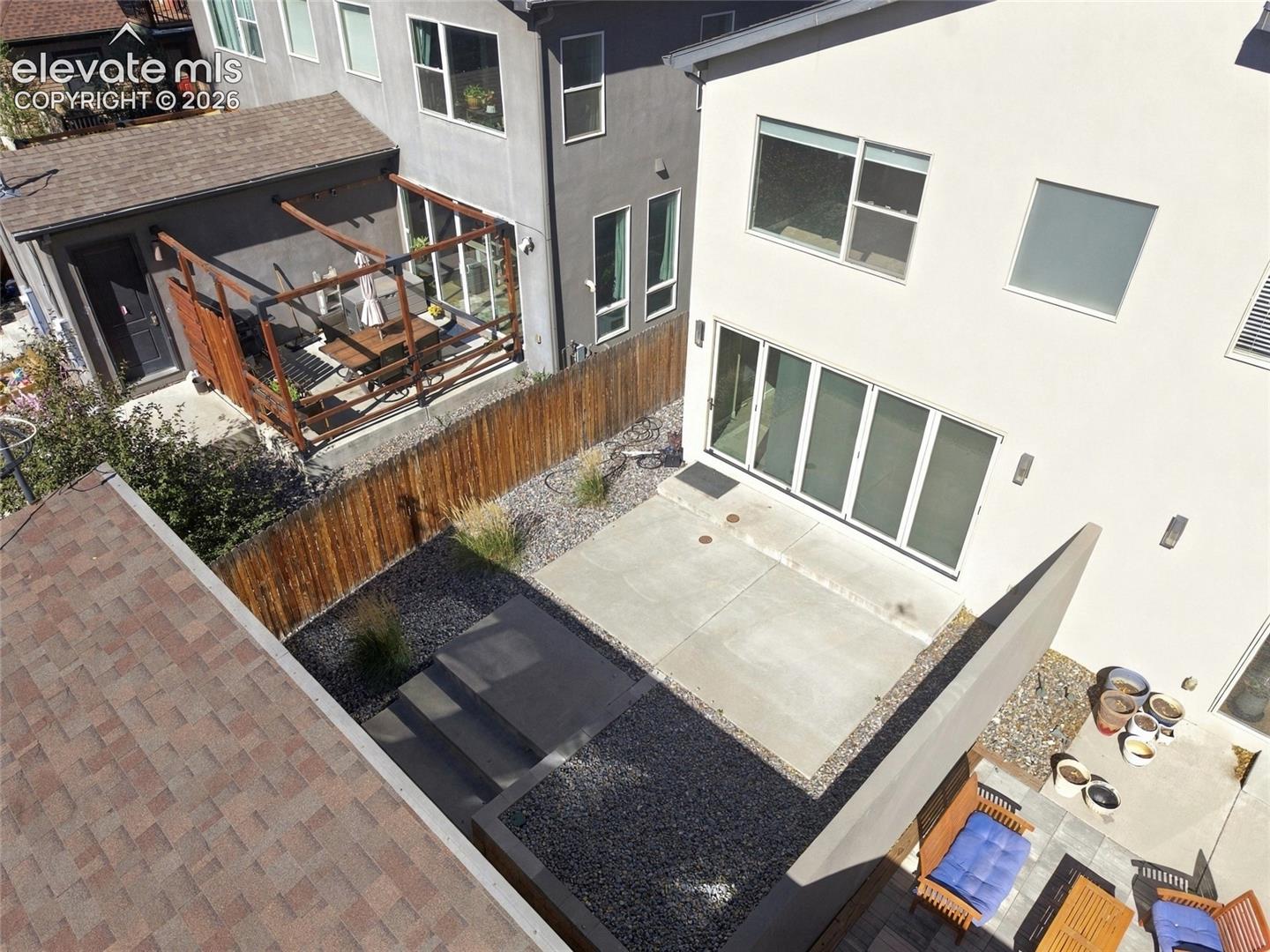 Private backyard with detached 2car garage access