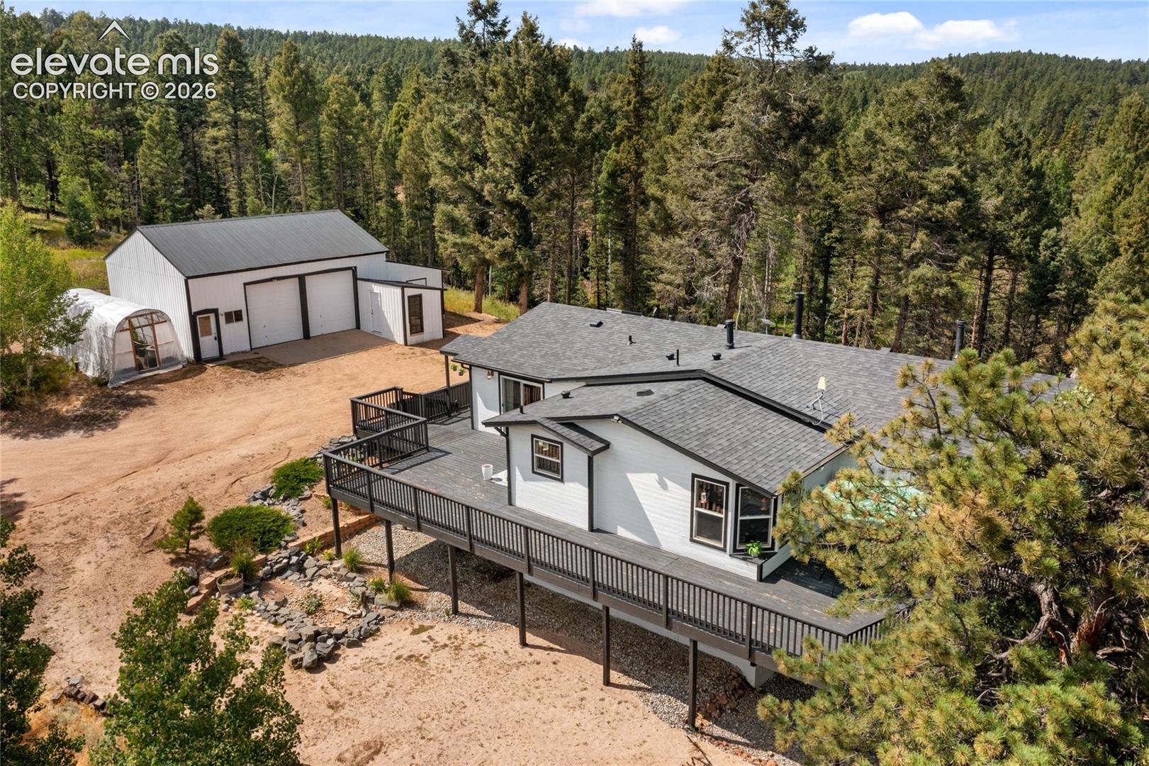 Ample outdoor entertaining space