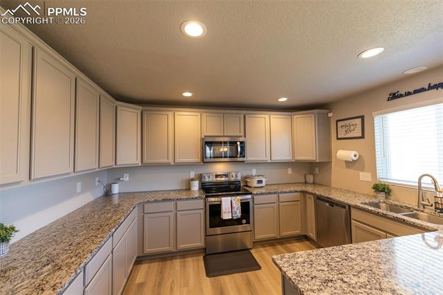 Photo 10 of 10552 Horton Drive, Colorado Springs