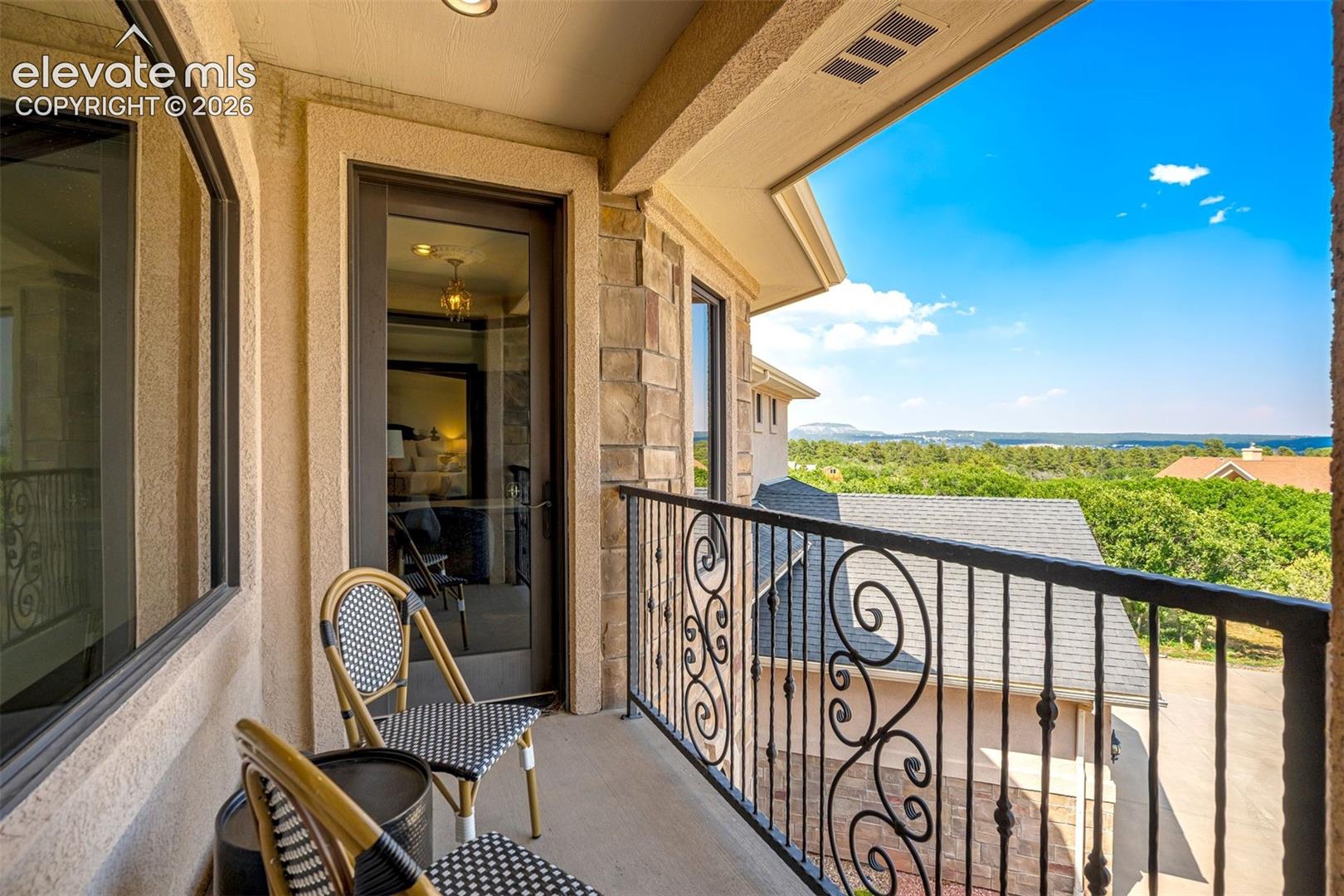 Private balcony. Mountain air. Downtown Monument below. A remarkable way to begin the day. 