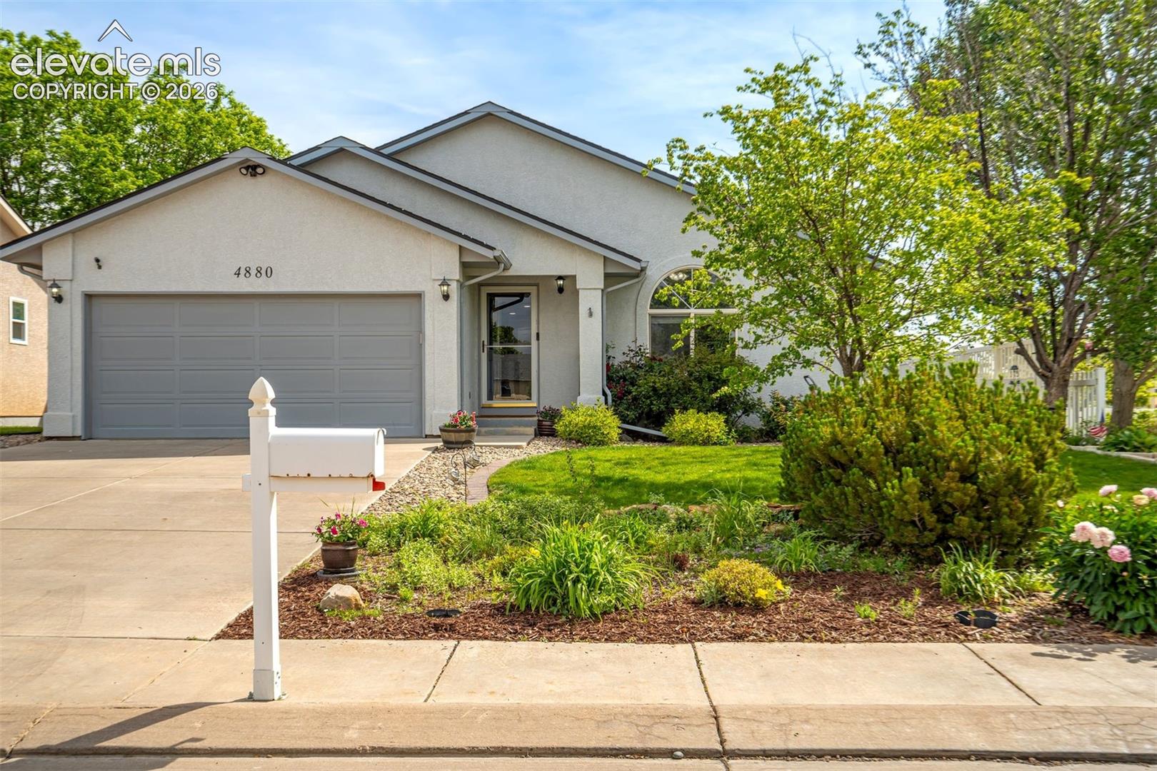 Featured Homes Featured Homes