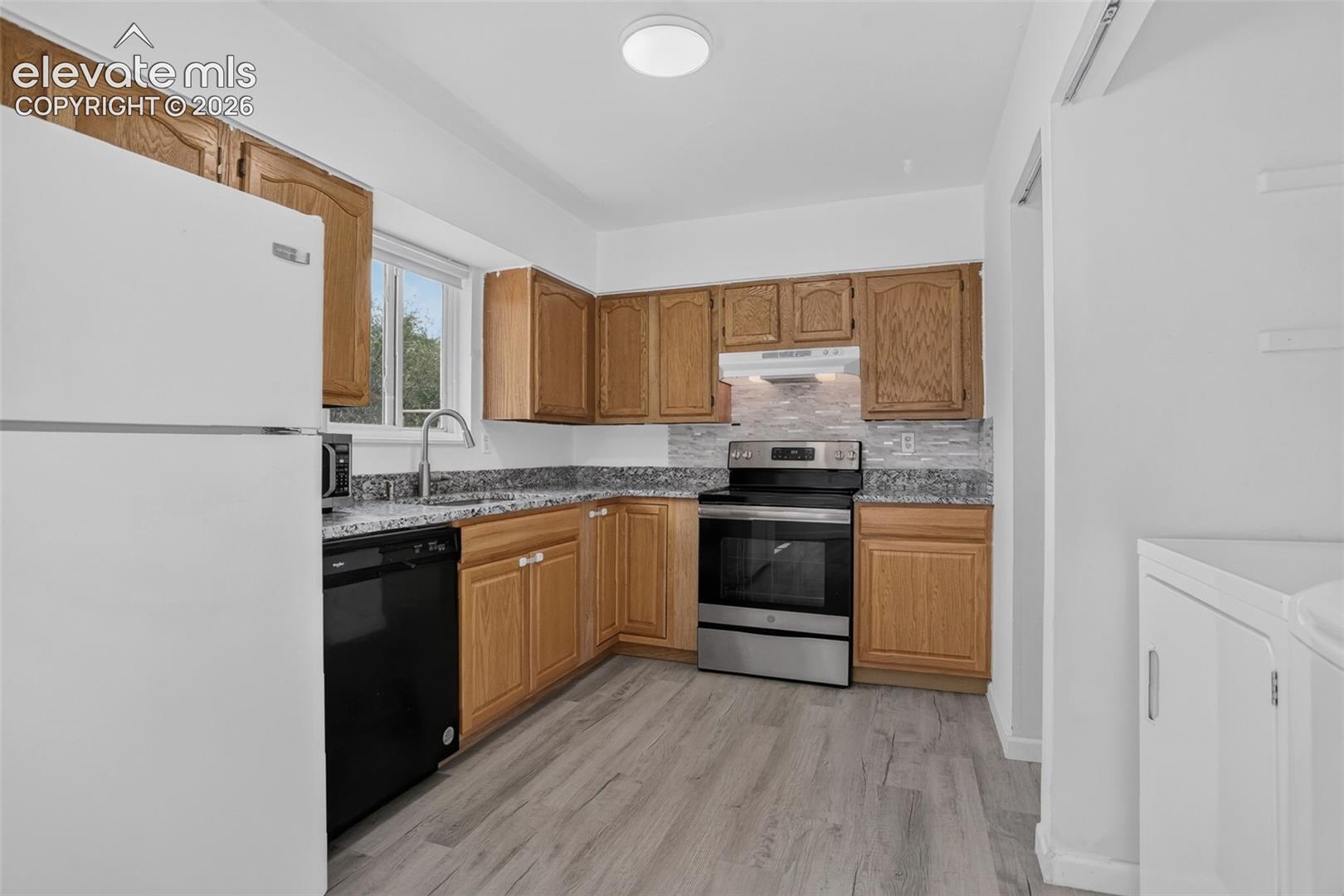 Photo 12 of 6770 Goldfield Drive, Colorado Springs