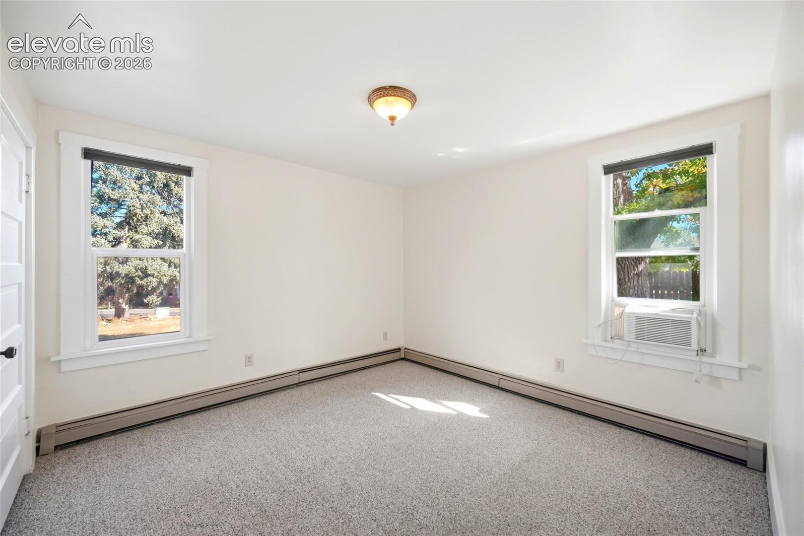 Photo 18 of 39 W Brookside Street, Colorado Springs