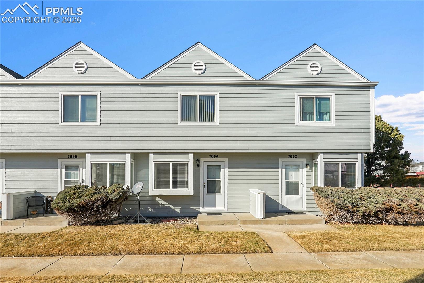 7644 Lexington Manor Dr, Colorado Springs, CO 80920