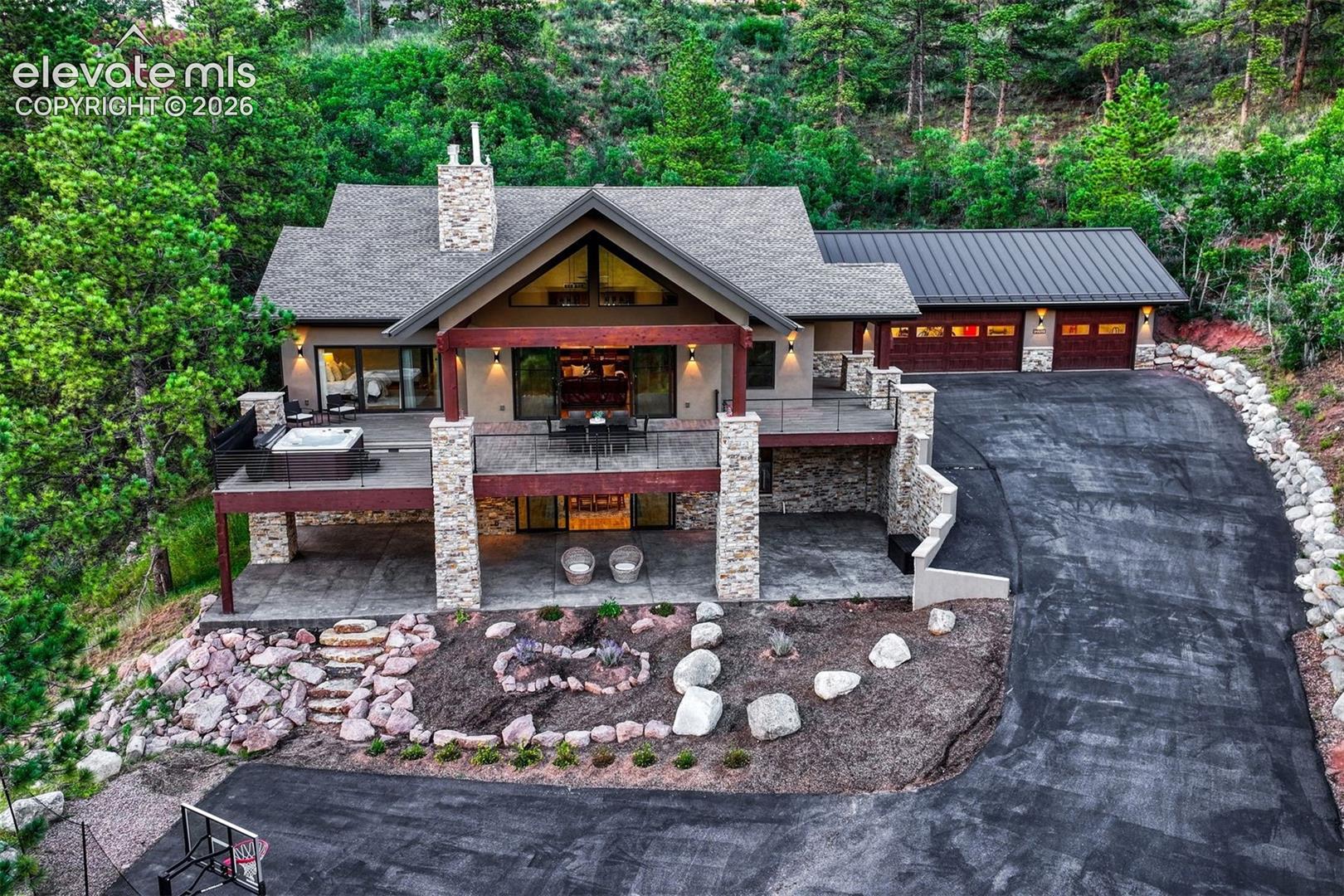 Timeless Mountain architecture and Heated 3-Car Garage