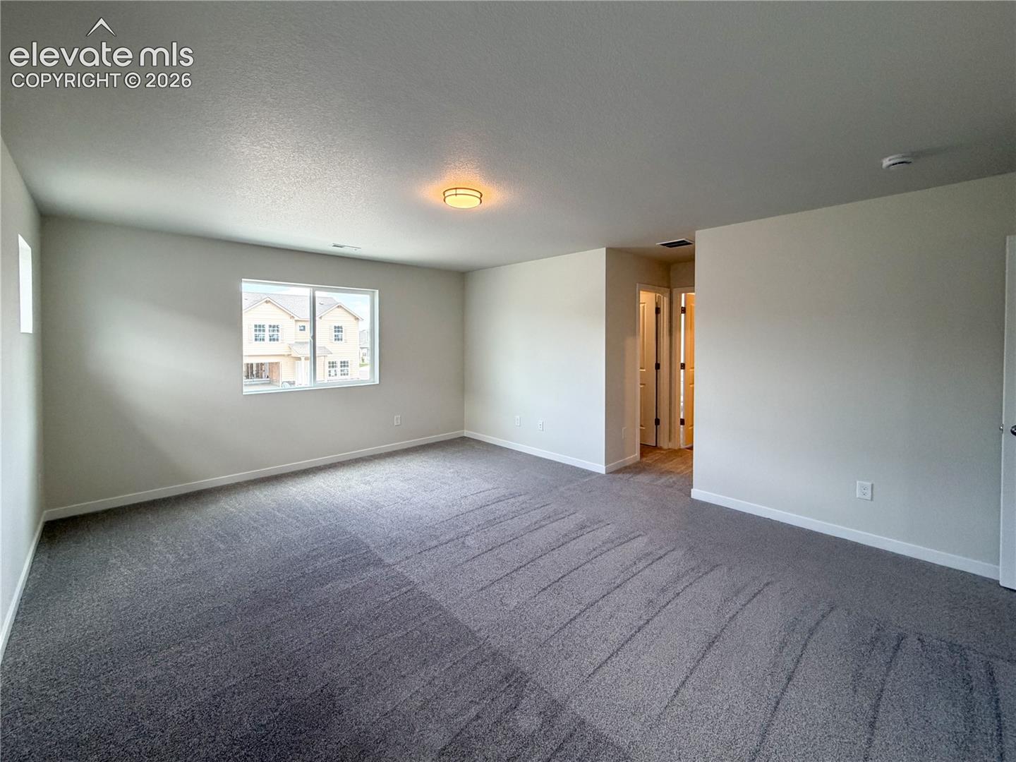 Photo 14 of 8262 Lemon Grass Road, Peyton