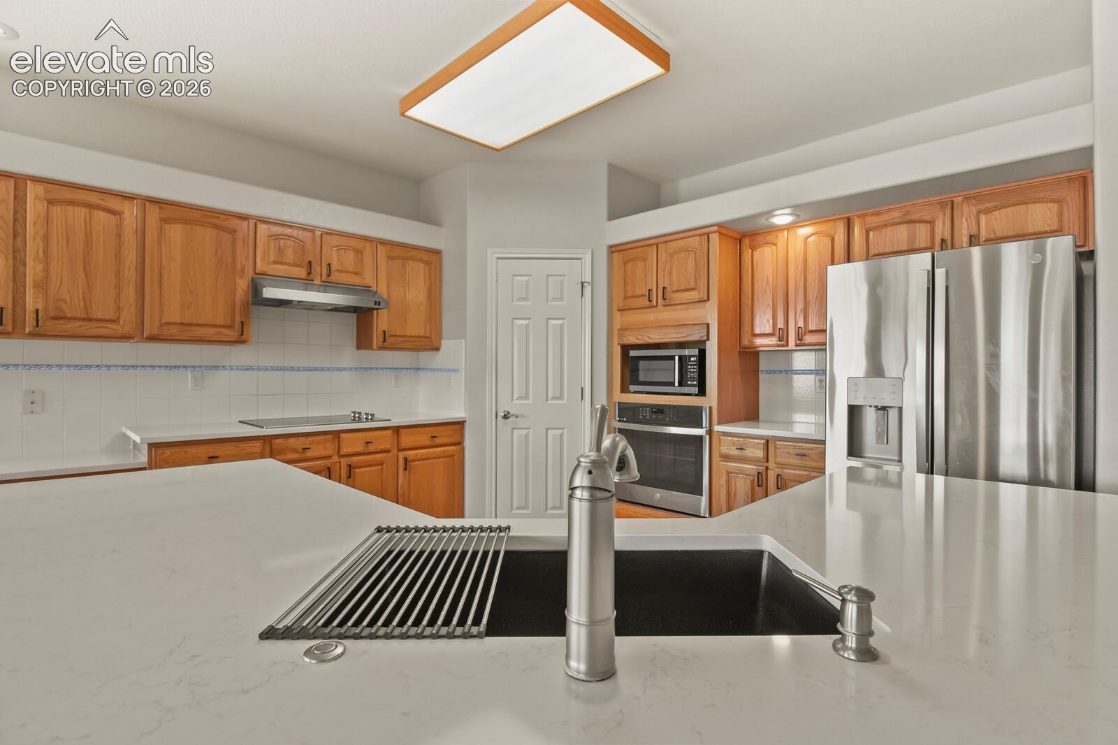 NEW Quartz Countertops!!