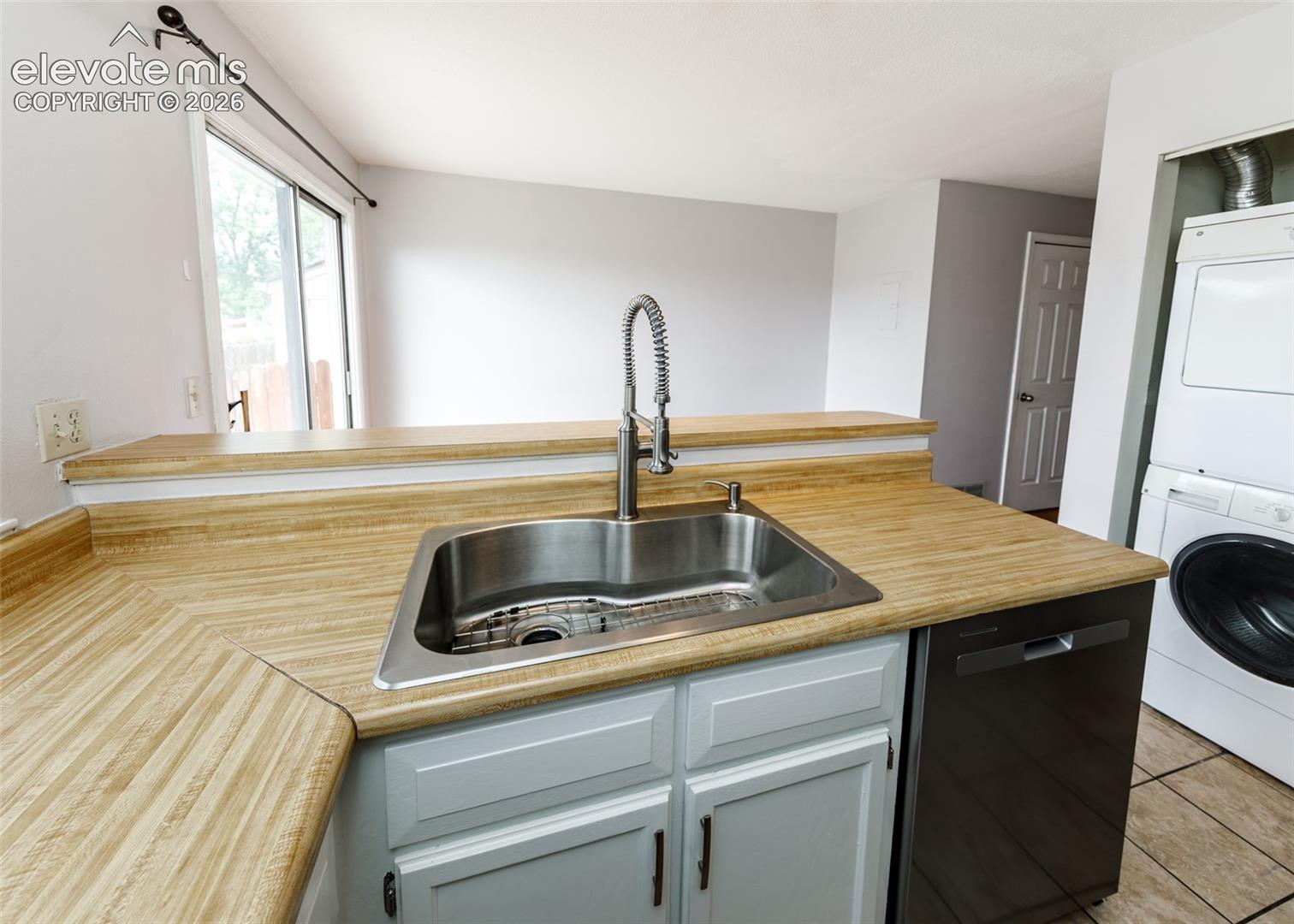 Newly Renovated Kitchen