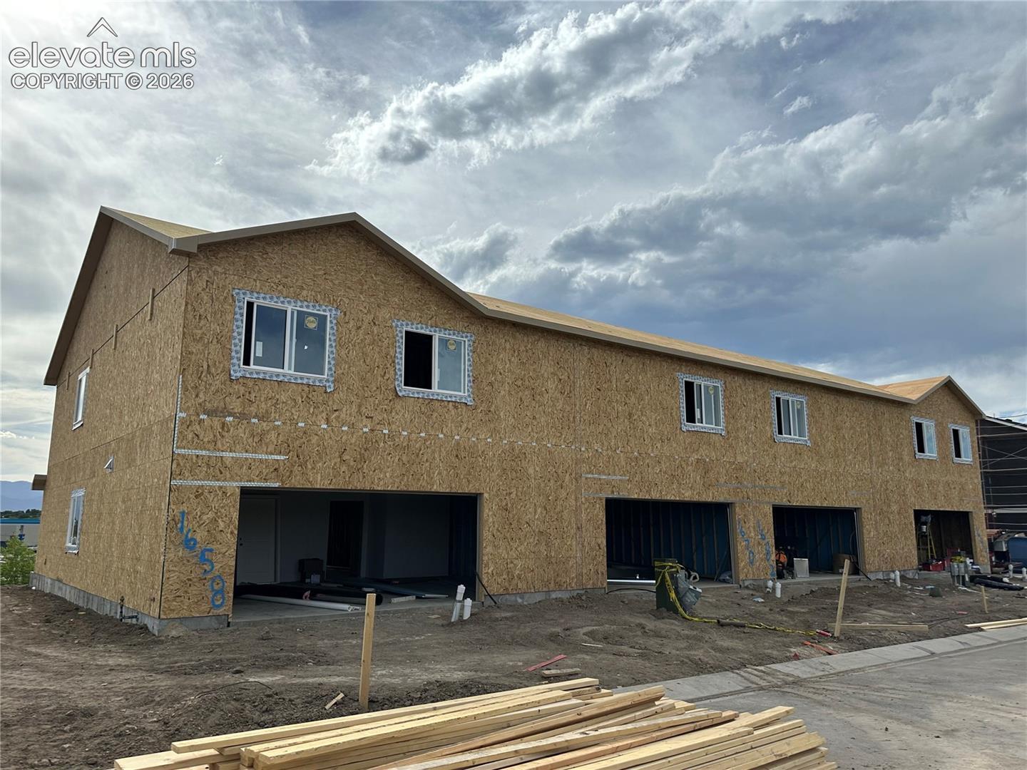 1682 Sandtoft Hts, Colorado Springs, CO 80951