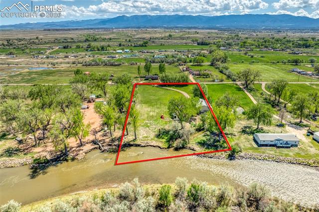 Property lines are approximate and not a survey.
