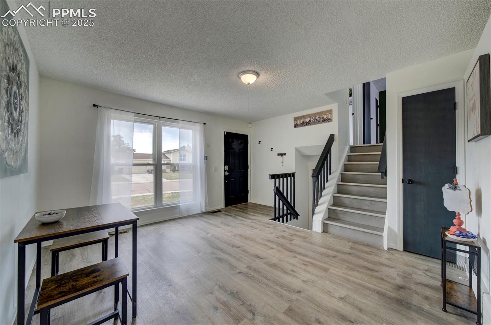 5002 Nolte Dr, Colorado Springs, CO 80916