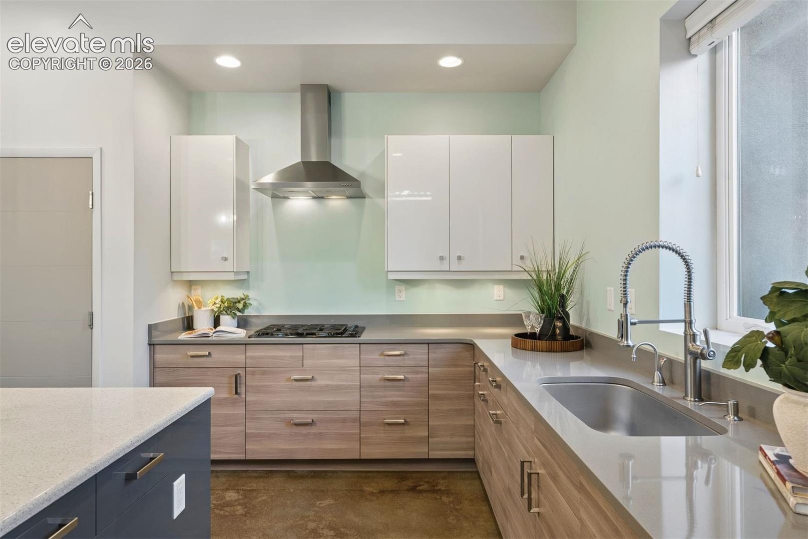 High ceilings make for a thrilling space. 