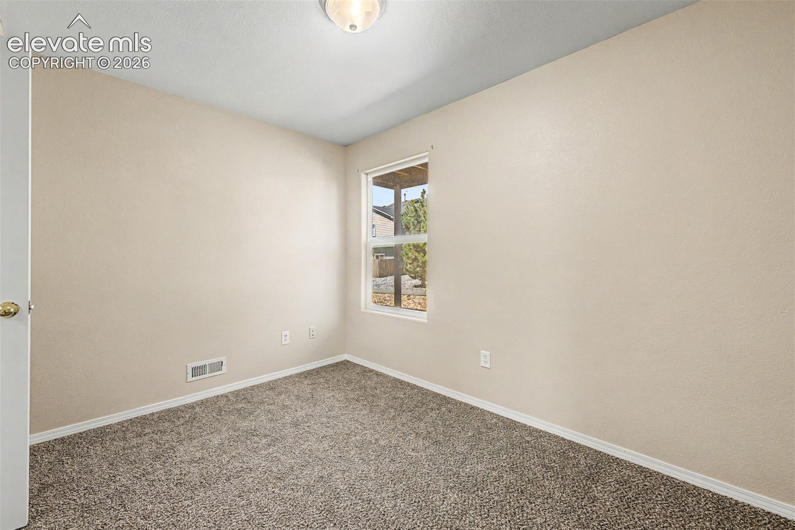 Main level third bedroom