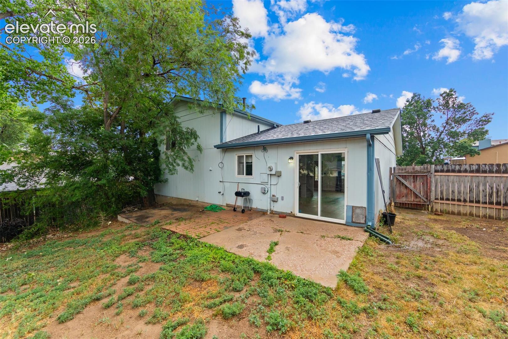 1727 Chautauqua Dr, Colorado Springs, CO 80915