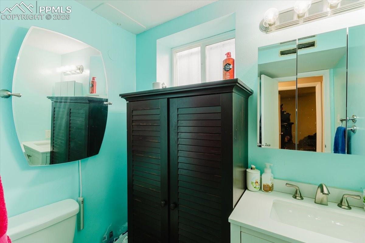 Photo 34 of 1401 Bates Drive, Colorado Springs