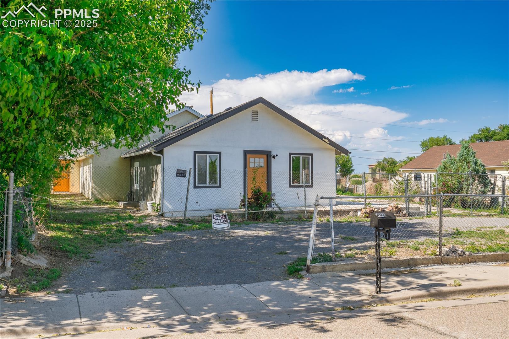 2027 E 14th St, Pueblo, CO 81001