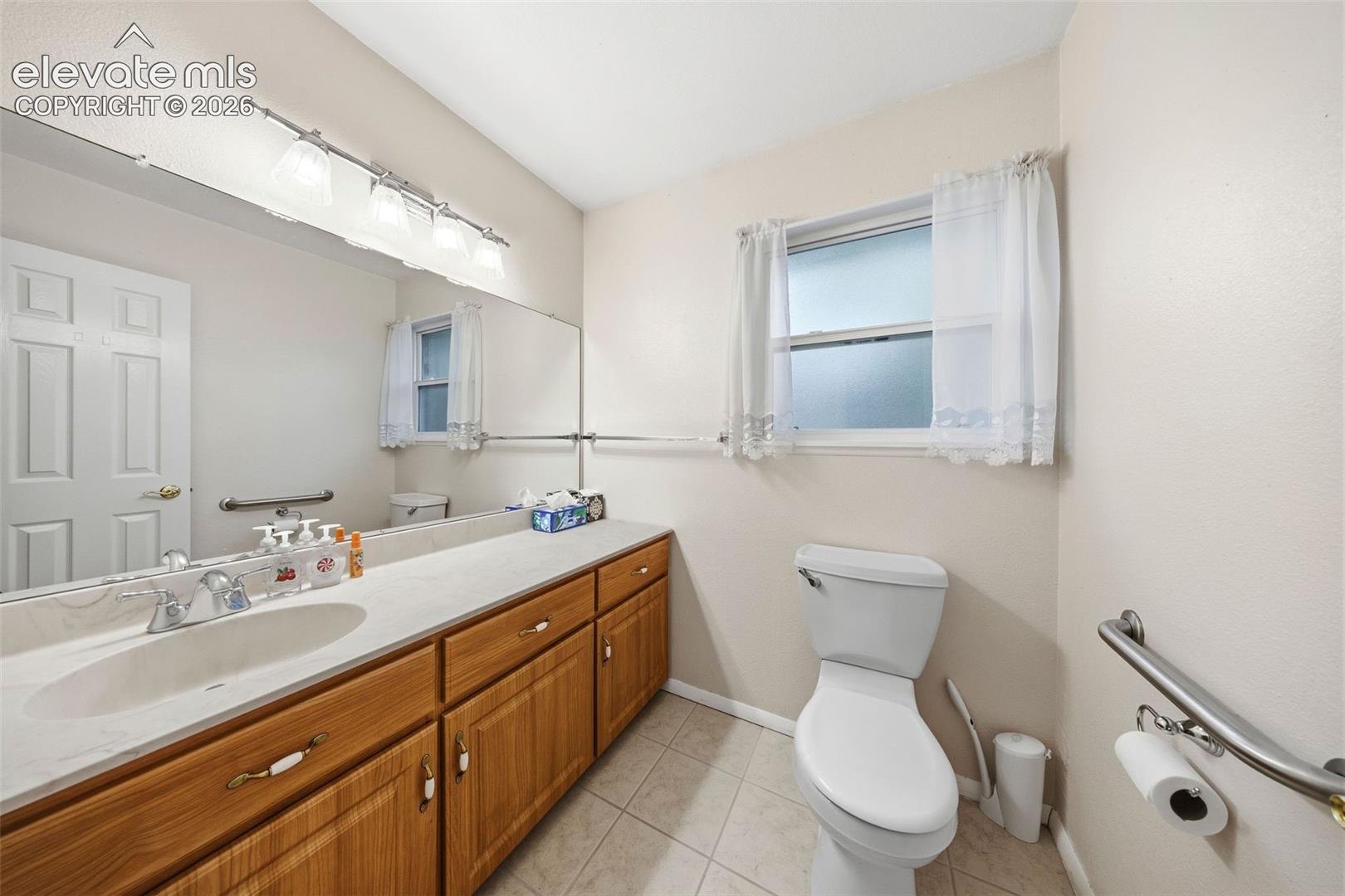 1/2 Bath Main Floor