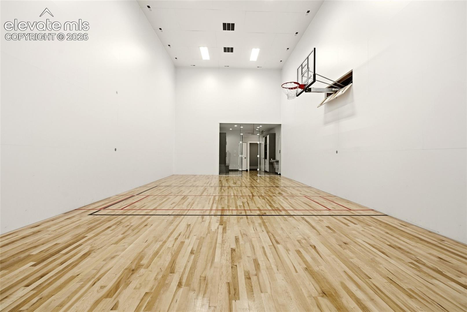 Sport court