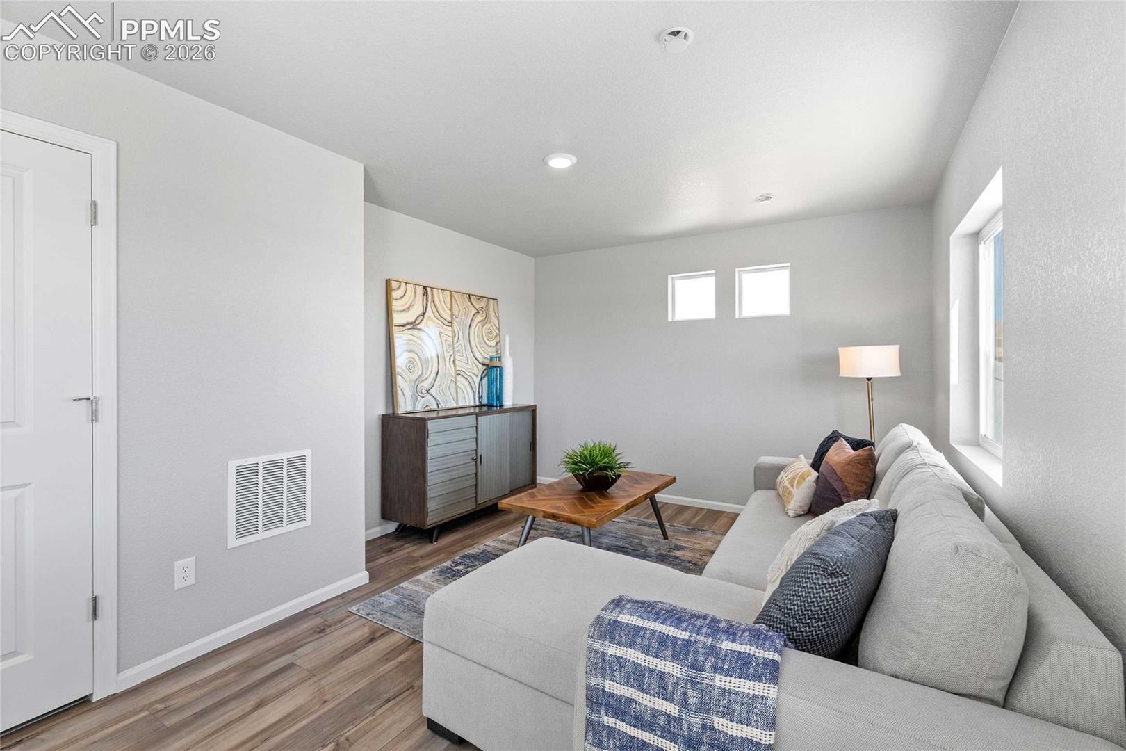 5647 Bowerman Ln, Colorado Springs, CO 80927