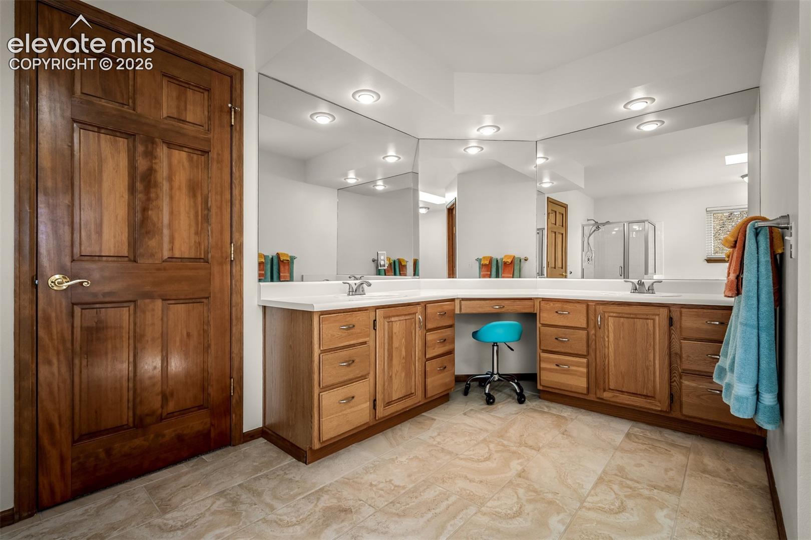 8450 Melross Court
