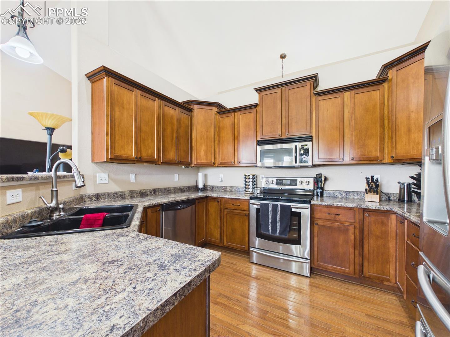 Photo 12 of 553 S Saunders Drive, Pueblo West