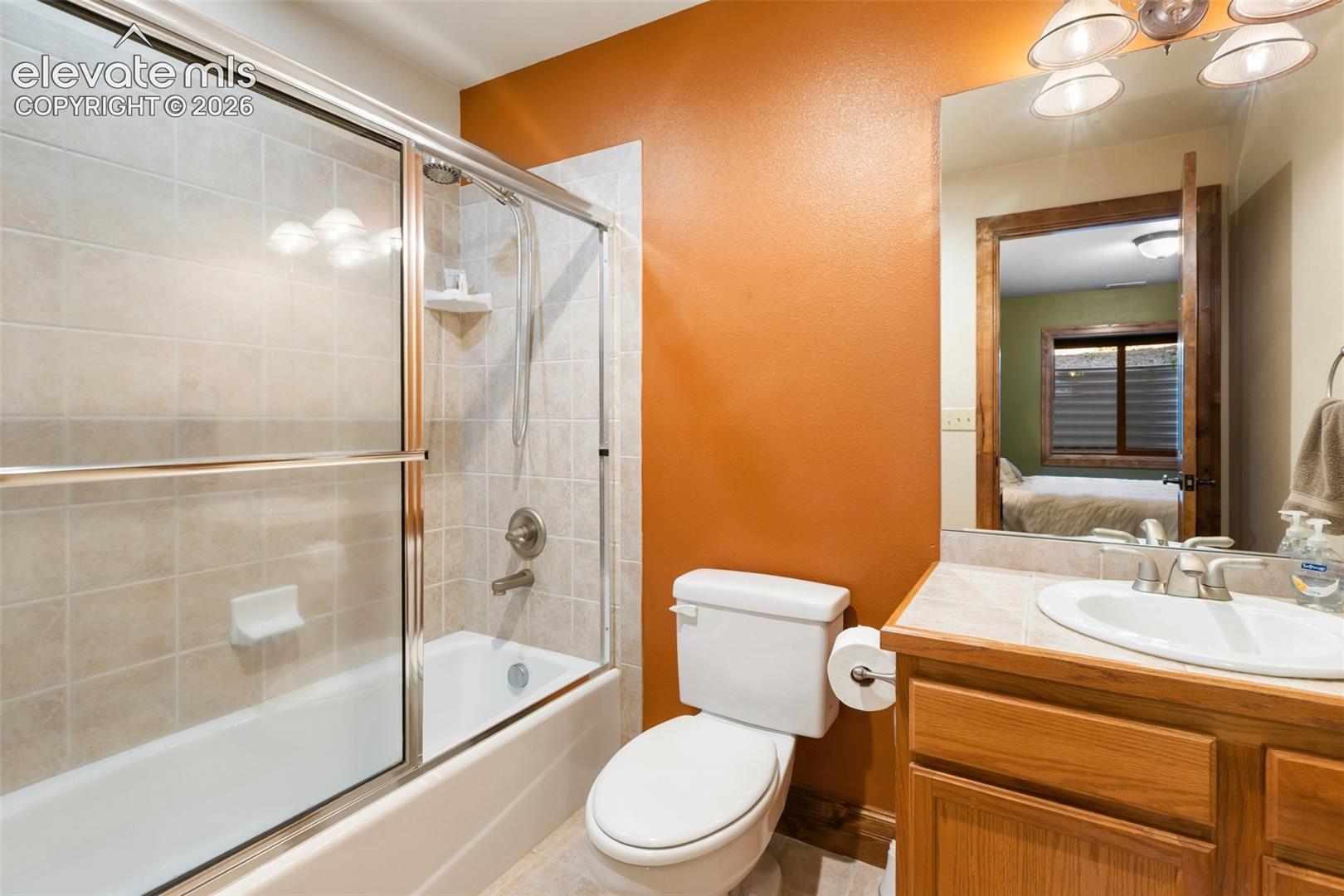 Bathroom ensuite for bedroom #4 