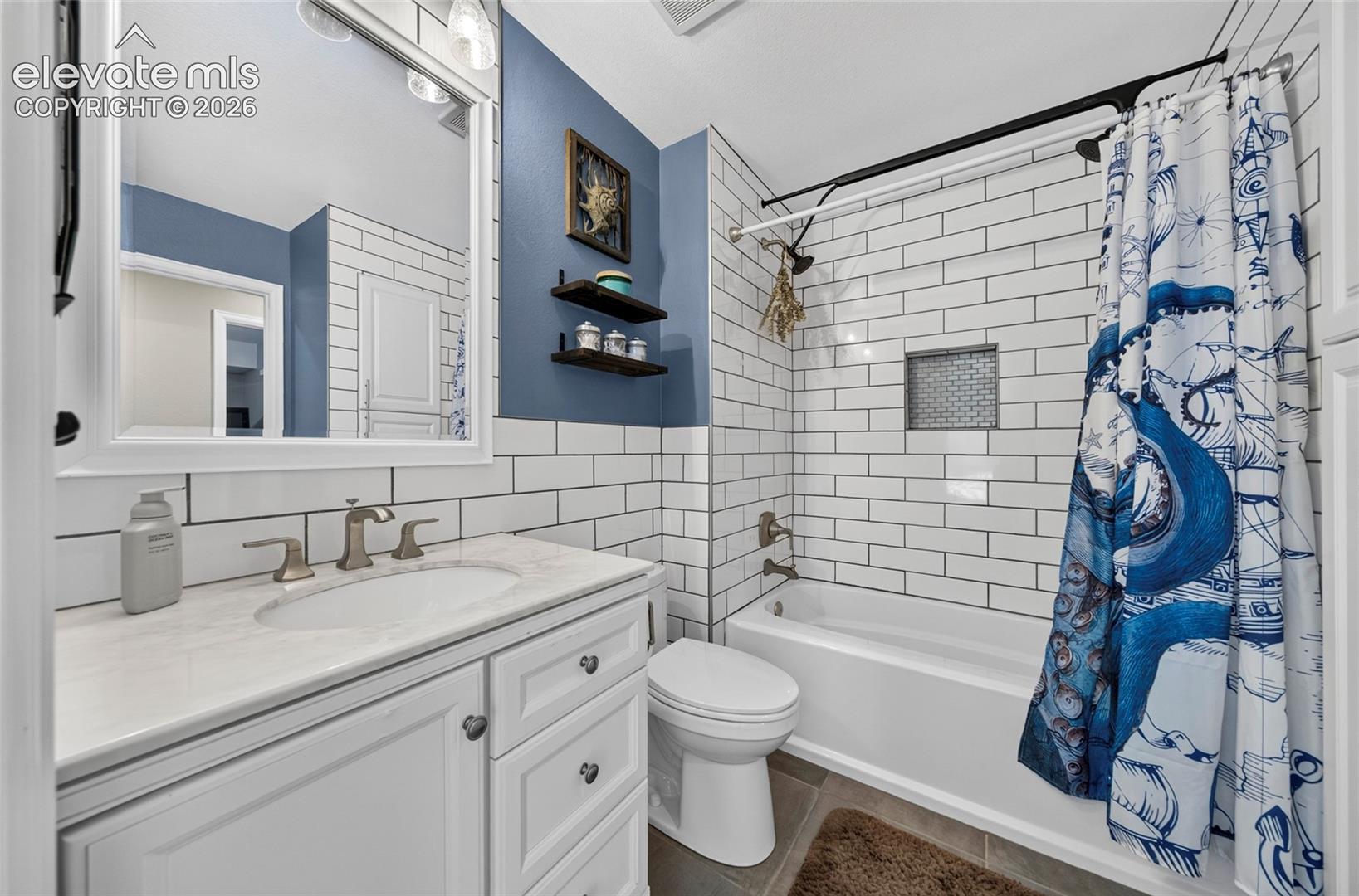 Photo 18 of 3515 Honeyburyl Drive, Colorado Springs