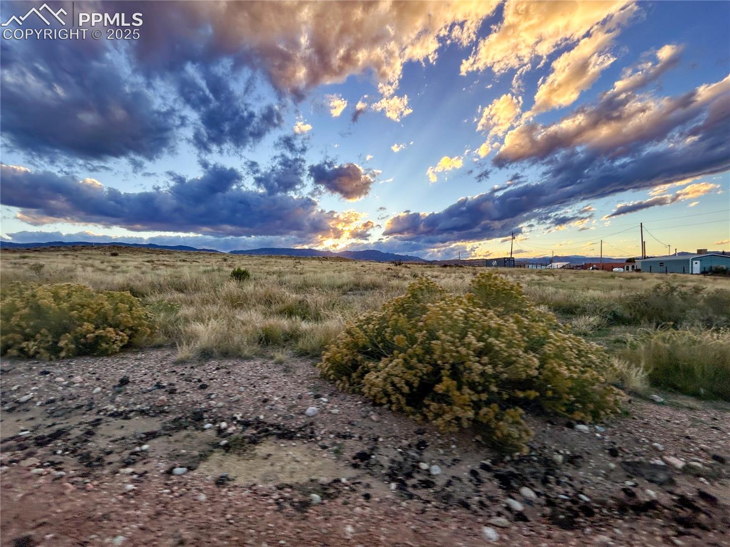 15 Needham Rd, Florence, CO 81226