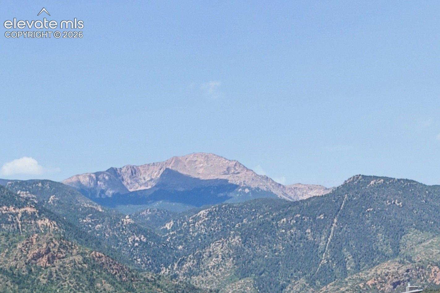 America's Mountain At Your Doorstep