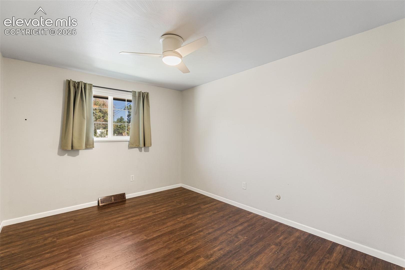 Photo 11 of 509 W Cheyenne Road, Colorado Springs
