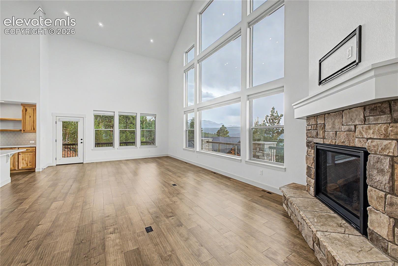 Photo 6 of 1015 Locklin Way, Woodland Park