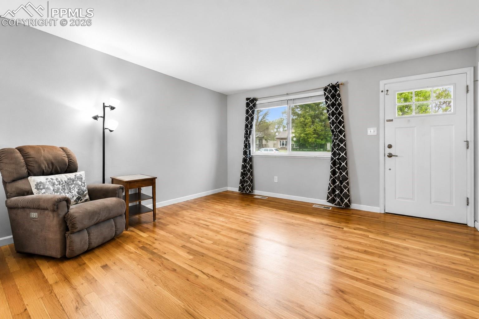 4014 Tennyson Ave, Colorado Springs, CO 80910