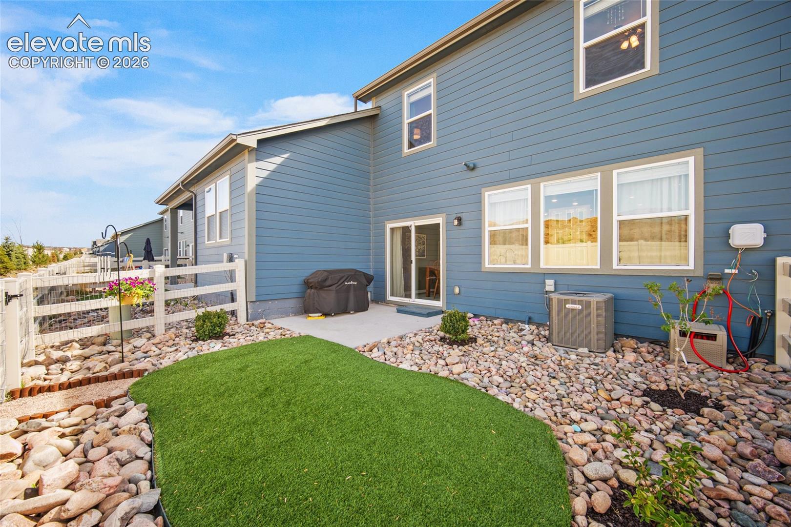 Photo 6 of 8122 Grey Bark Way, Colorado Springs