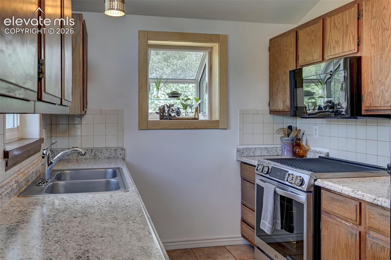 Photo 17 of 455 Red Feather Lane, Woodland Park