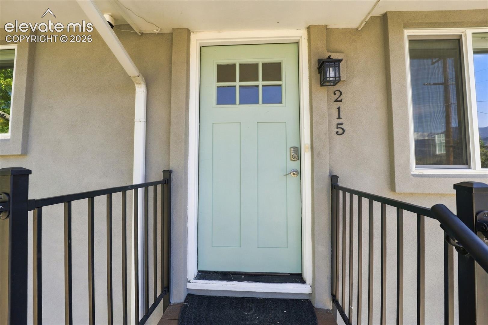 Entrance to top level unit.