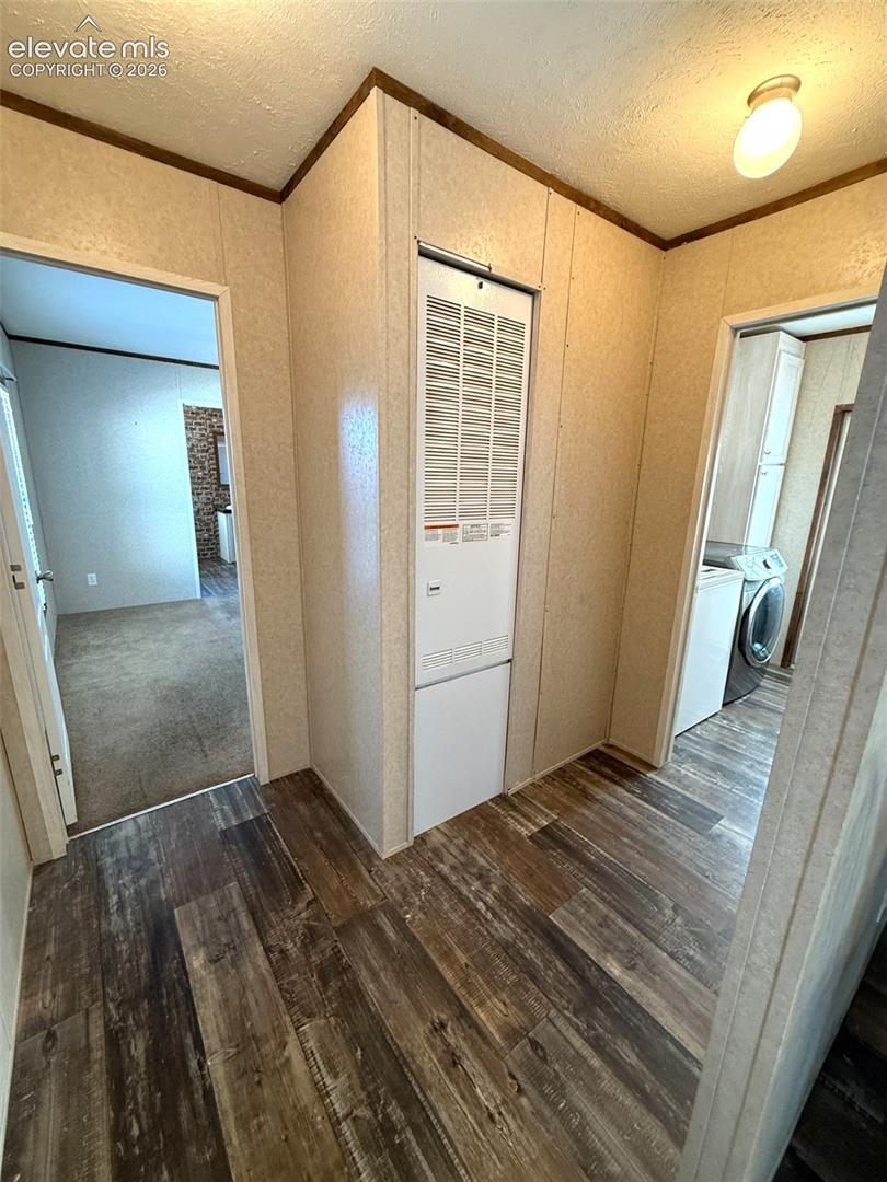HALLWAY TO LAUNDRY AND MASTER