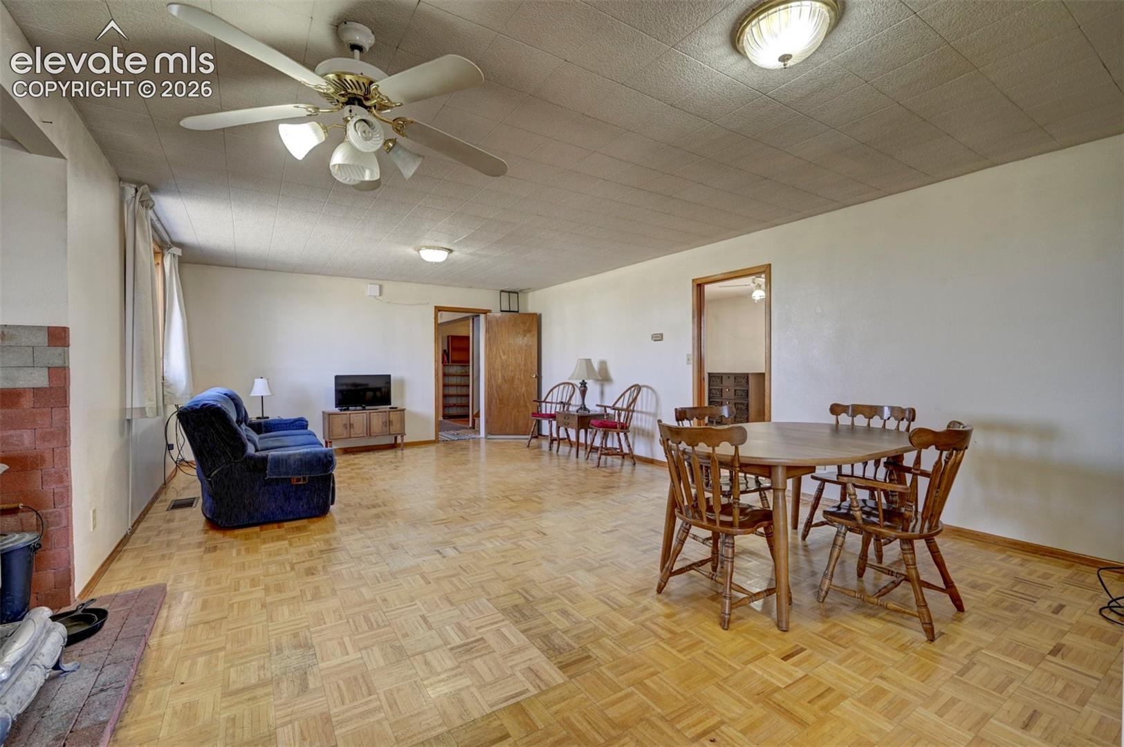 Photo 7 of 4125 Log Road, Peyton