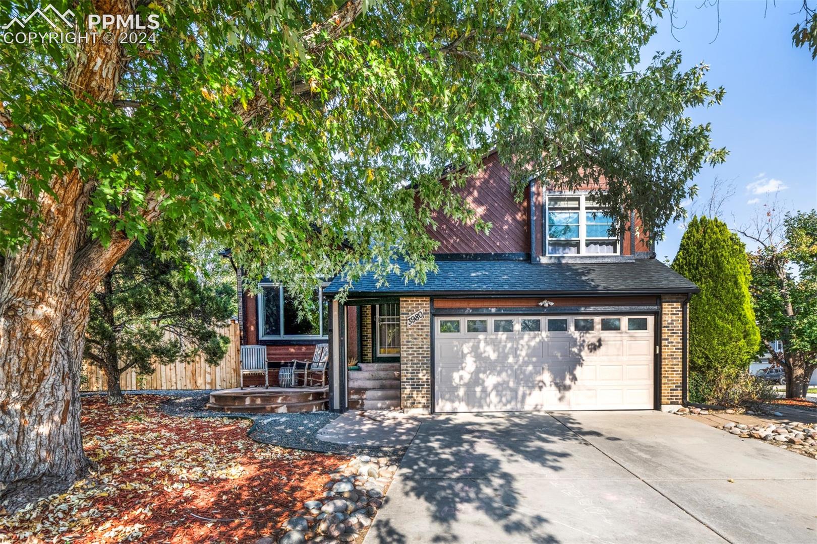 3980 Dolphin Circle