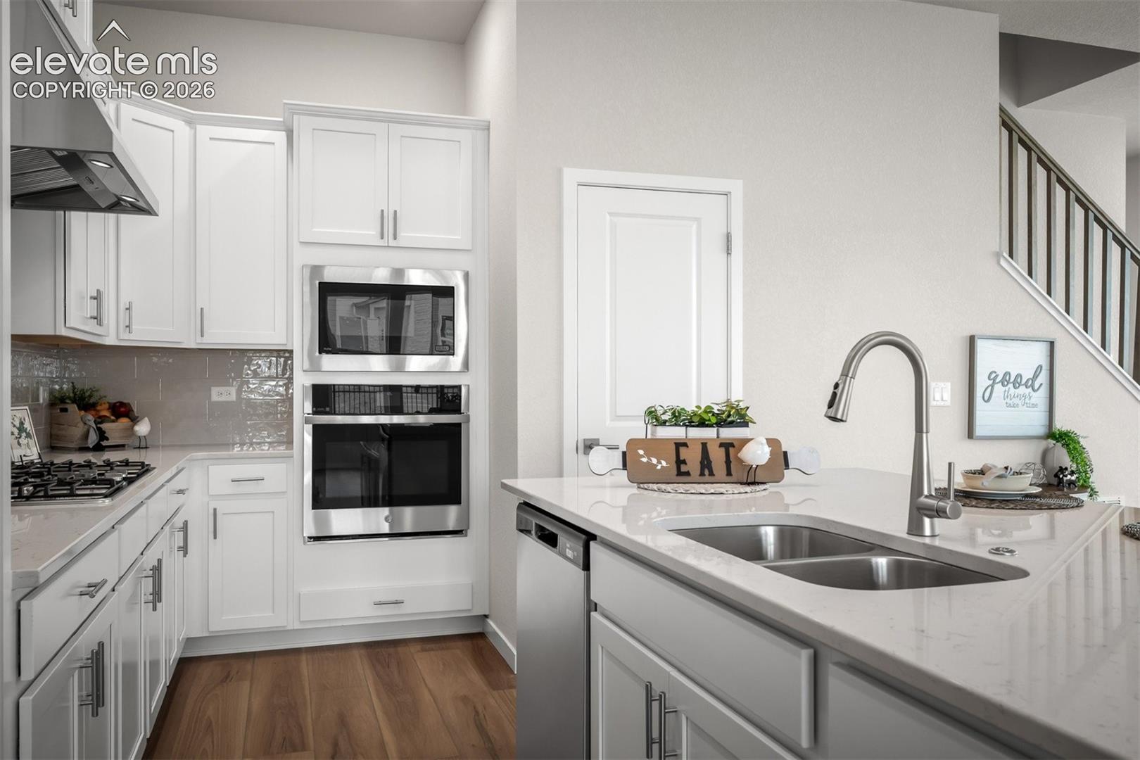 Photo 8 of 6689 Knapp Drive, Colorado Springs