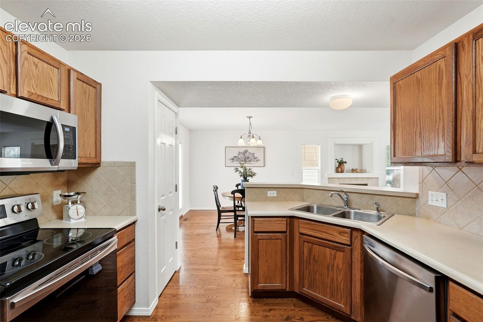 Photo 17 of 7611 Menagerie Lane, Colorado Springs